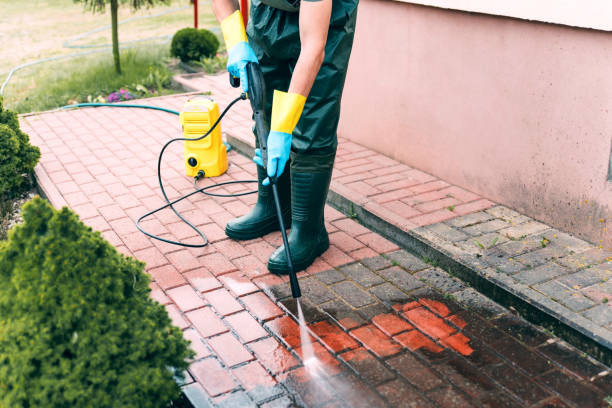 Best Pool Deck Cleaning  in Bear Creek, FL